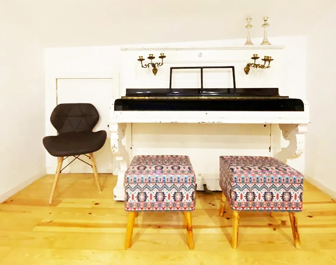 The Postcard Lisbon Bed & Breakfast